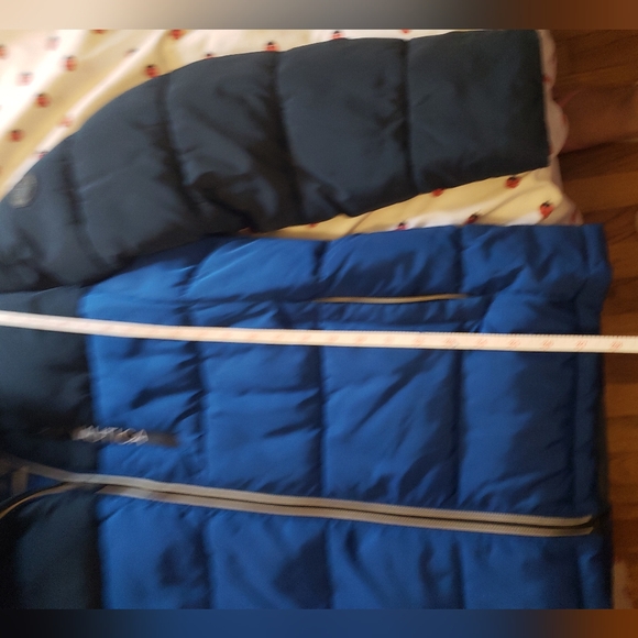 Jacket - Picture 4 of 8